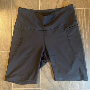 Old Navy Powersoft Bike Shorts Black Size Large